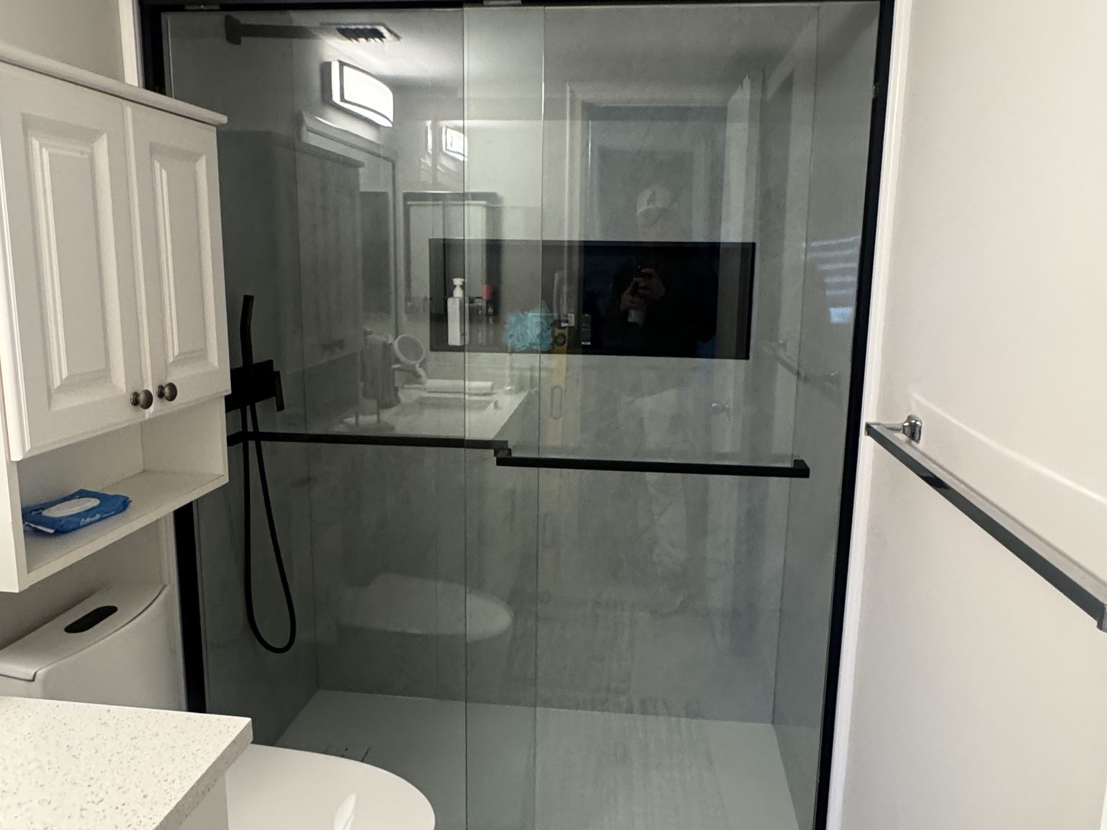 Bypass glass shower